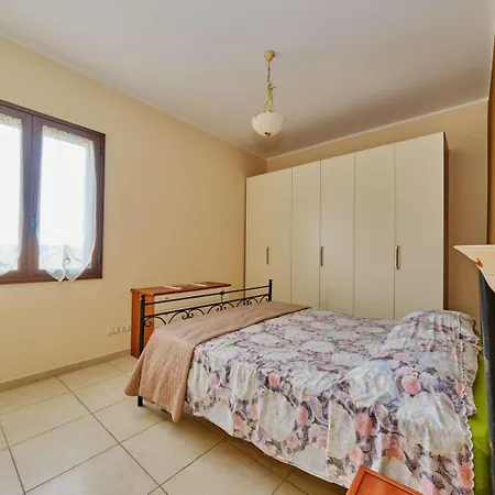 Апартаменти Casa Rubino A Baia By Apulia