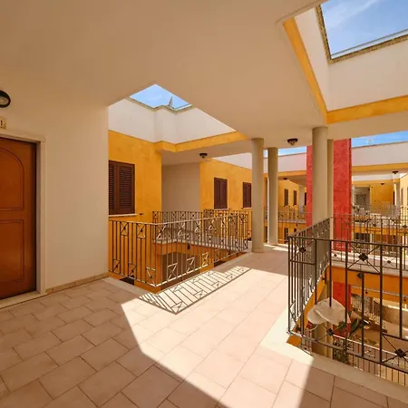 Апартаменти Casa Rubino A Baia By Apulia