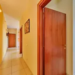 Apartment Casa Rubino A Baia By Apulia