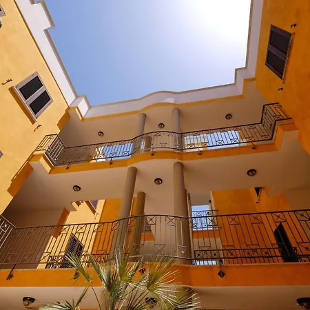 Casa Rubino A Baia By Apulia